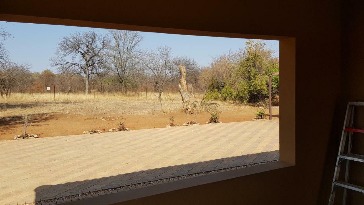 Hornbills Rest Country