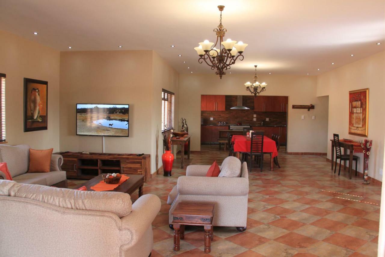 Hornbills Rest Country * Phalaborwa